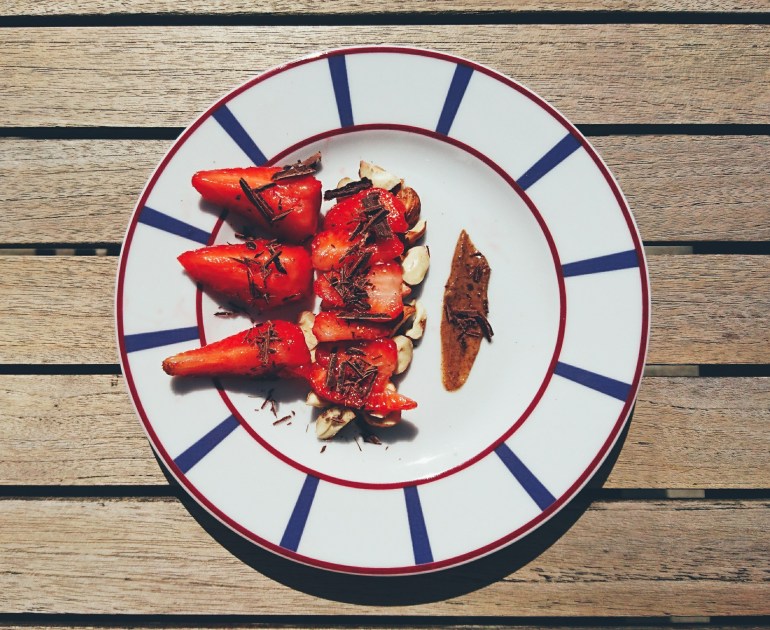 fraises choco noisettes.JPG