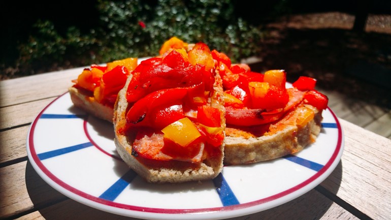 pain sucré bacon poivrons.jpg