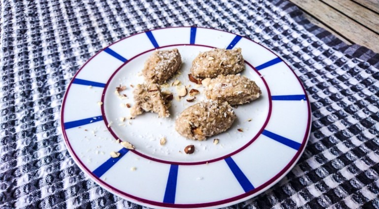 bouchées bananes:amandes:coco.JPG