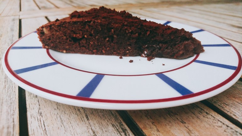 gateau au chocolat moelleux au four.jpg