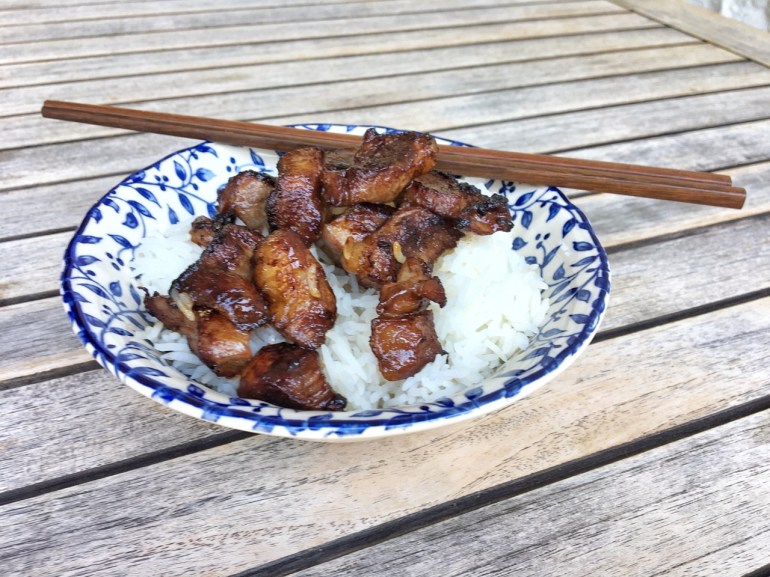 porc mariné, riz cuit vapeur.jpeg