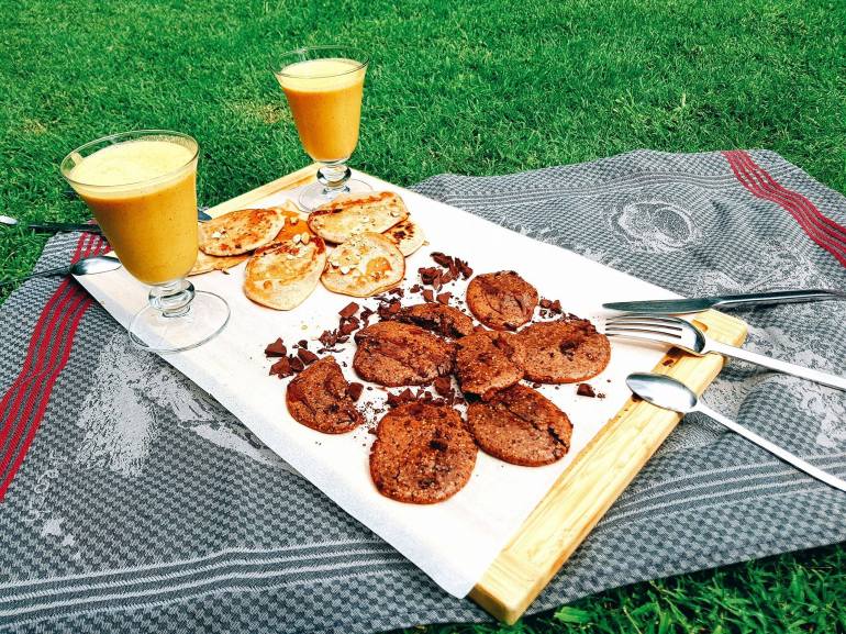 cookies et pancakes vegan et sans farine.jpg